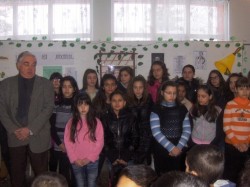 В ОУ “Васил Левски” – Ботевград бе открита десетдневка, посветена на патрона на училището