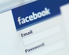 8 месеца затвор за Facebook хакер