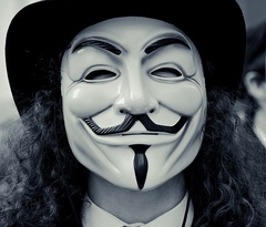 Внедрени агенти предали хакери от Anonymous