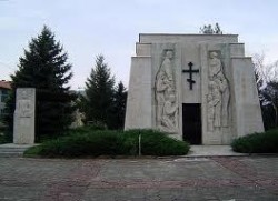 Изваждат Костницата на Ботевите четници в Скравена от „100-те туристически обекта”?