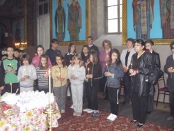 Ученици и граждани почетоха паметта на Стамен Панчев