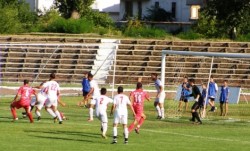 1:1 за Чавдар Етрополе