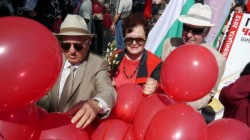 БСП събра хората си, за да се гневят