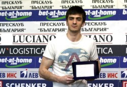 Станимир Маринов получи наградата за най-добър млад баскетболист