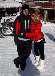 Александра Арабаджиева роди момиченце