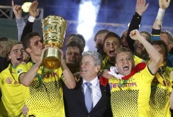 Борусия Дортмунд доунищожи Байерн