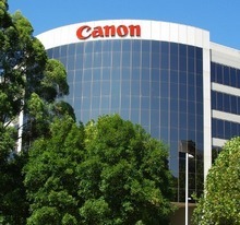 Canon залага на роботи в заводите за фотокамери
