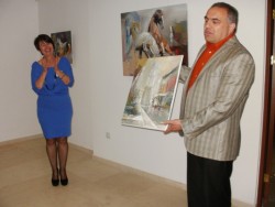Димитър Евстатиев откри юбилейна изложба в Историческия музей