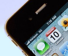 Критикуват Apple за защитата на iOS
