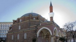 Мюфтия поиска втора джамия в София