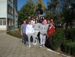 Учебната компания Schoolnet на ПГТМ „Христо Ботев” е одобрена за участие в младежки бизнес форум „Изгряващи звезди”