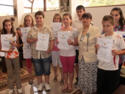 Арт-ателие при ОУ „Н.Й.Вапцаров” откри втора представителна изложба