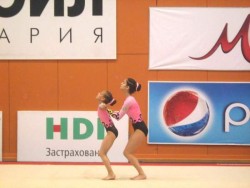 Двойката на Балкан с 3 златни медала от първенството по акробатика