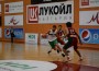 България победи Португалия с 68-64