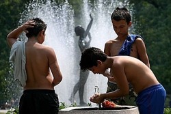 Рекордна жега на 31 места из България