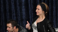 Търсят Галя от "Каризма" под дърво и камък