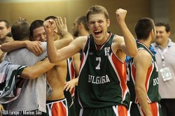 Университетът Дюк с предложение към Александър Везенов