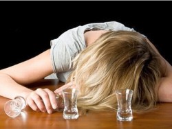 13-годишна с алкохолно натравяне е транспортирана в Пирогов