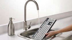 Logitech пуска клавиатура, която може да се мие
