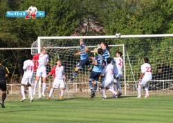 Чавдар Етрополе и Септември Симитли завършиха 2:2