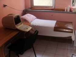 Кметът призова съветниците да платят едногодишния наем на организацията „Онкоболни и приятели”. Той даде 50 лева