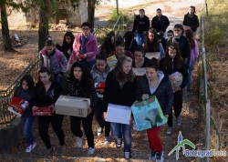 Ученици от ПМГ „Акад.проф.д-р Асен Златаров” направиха дарение на Дом „Надежда” в Гурково
