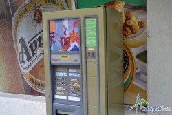 Запечатват кафемашините без връзка с НАП