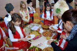 Клуб „Млад етнограф” представи „Магията на Бъдни вечер и Коледа”