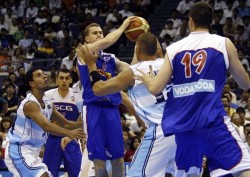 Сърбинът Боян Попович идва в Лукойл Академик