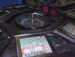 Мъж потроши електронна рулетка в игрална зала