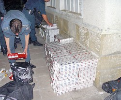 63 920 къса контрабандни цигари са открити в Ботевград