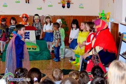 С много настроение и усмивки децата от ЦДГ „Слънце” посрещнаха Баба Марта