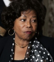 Майката на Джако съди за 40 милиарда долара AEG Лайв