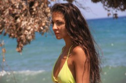 Райна: Страх ме е да не остана стара мома