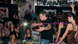 Куката си търси двойник