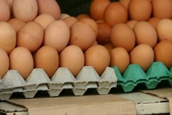 Яйцата за Великден - с 20% по-евтини от миналата година