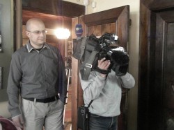 Филм за етрополските плескани яйца по телевизия българия он ейър