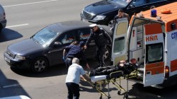 Младеж скочи от Моста на влюбените