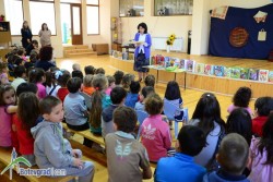 Ботевградската библиотека популяризира книгите по проект „Вълшебна стая”