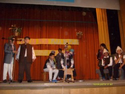 Ученици от Литаково представиха спектакъла „На мегдана”