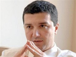 Драгомир Стойнев става министър на икономиката?