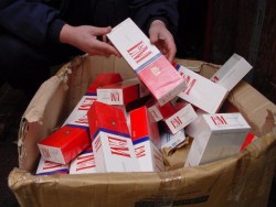Конфискуваха контрабандни цигари в Новачене