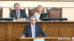 Орешарски: Няма да подам оставка