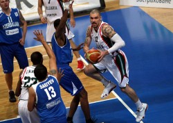 Гларуса подписа с По Ортез