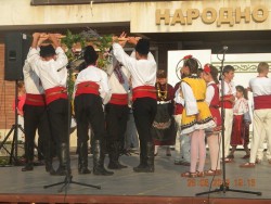 Два народа – една култура