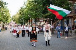 Ансамбъл „Ботевград” спечели симпатиите на литовската публика