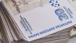 Промяна в плана "Орешарски": Отлагат вдигането на минималната заплата 
