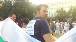 Ивайло Захариев: Ще продължа да протестирам с бебето и съпругата си