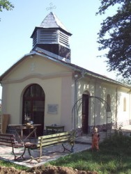 Отец Борис ще отслужи водосвет за здраве на живеещите в чужбина