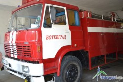Екип на РУПБЗН – Ботевград участва в гасеното на пожара край Локорско 